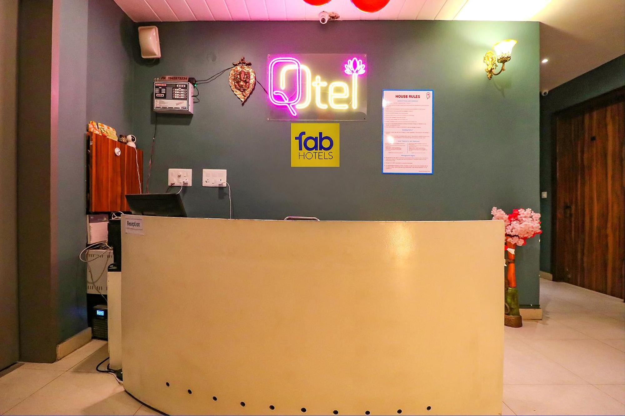 ทาวน์เฮาส์ 619 โรงแรม เชิร์ช เฮาส์ โรหิณี เดลี ภายนอก รูปภาพ